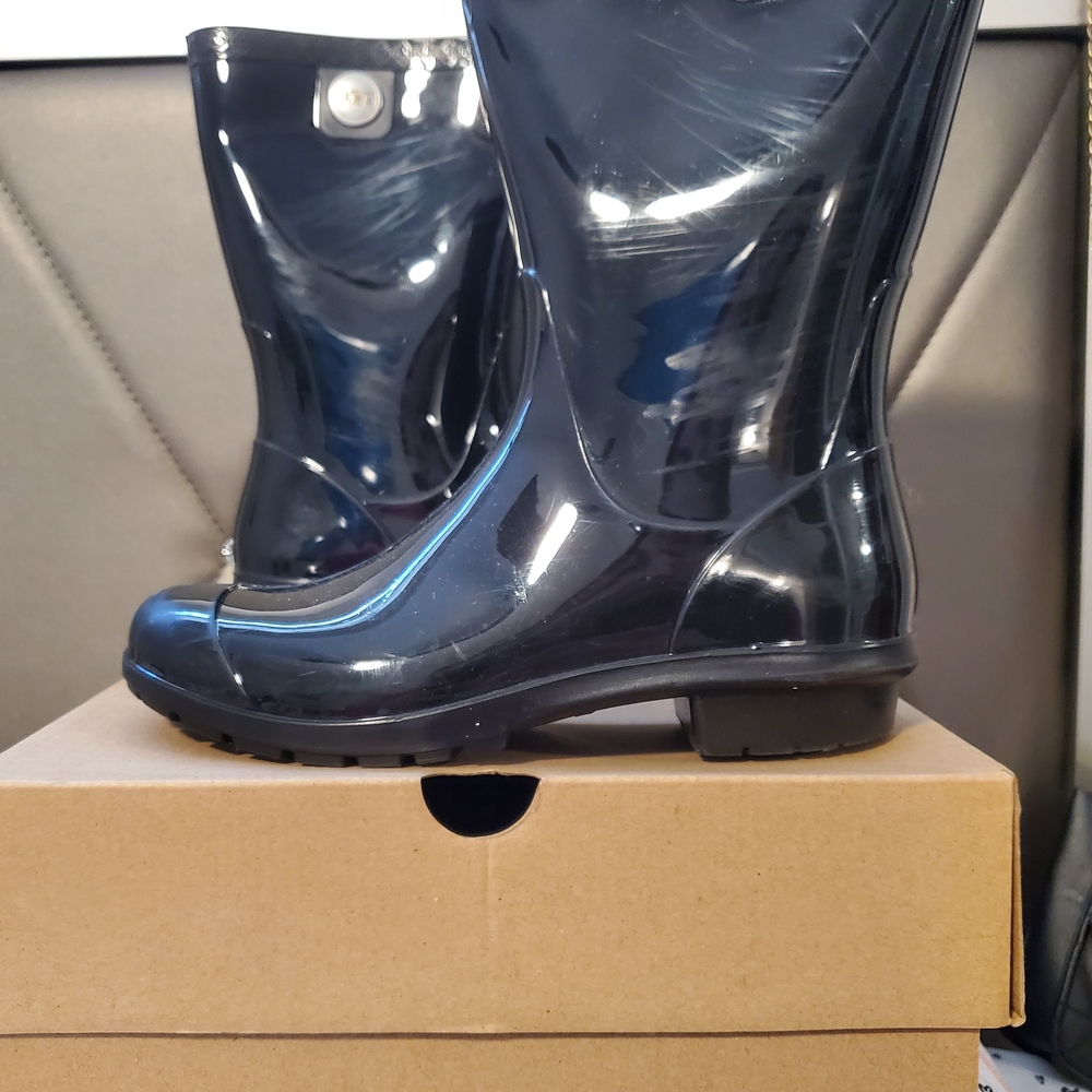 UGG Women's Glossy Black Rain Boots